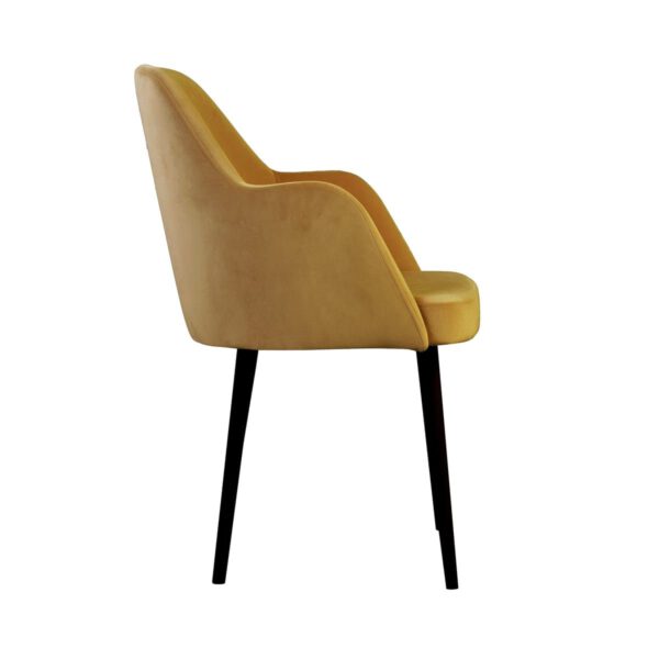 Fotel żółty welurowy nowoczesny na drewnianych nogach Caprice