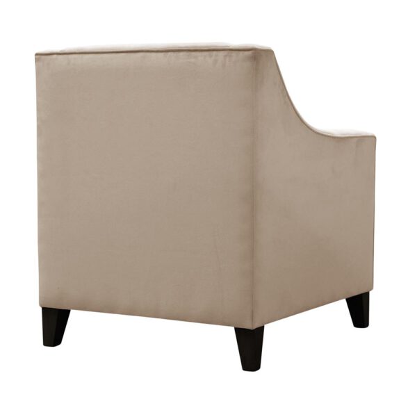Fotel beżowy tapicerowany welurowy do salonu na drewnianych nogach Bogart