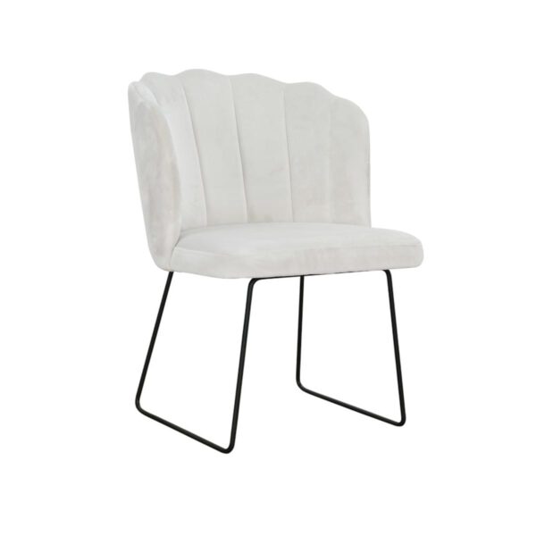 Beżowe krzesło tapicerowane do jadalni na metalowych nogach Klara Ski