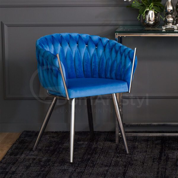 Niebieski fotel welurowy przeplatany glamour Larissa Silver