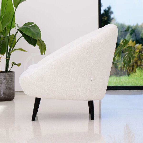 Biały fotel tapicerowany do salonu Hugo