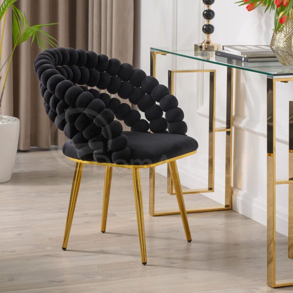 Stylowe czarne krzesło tapicerowane glamour Syntia Gold