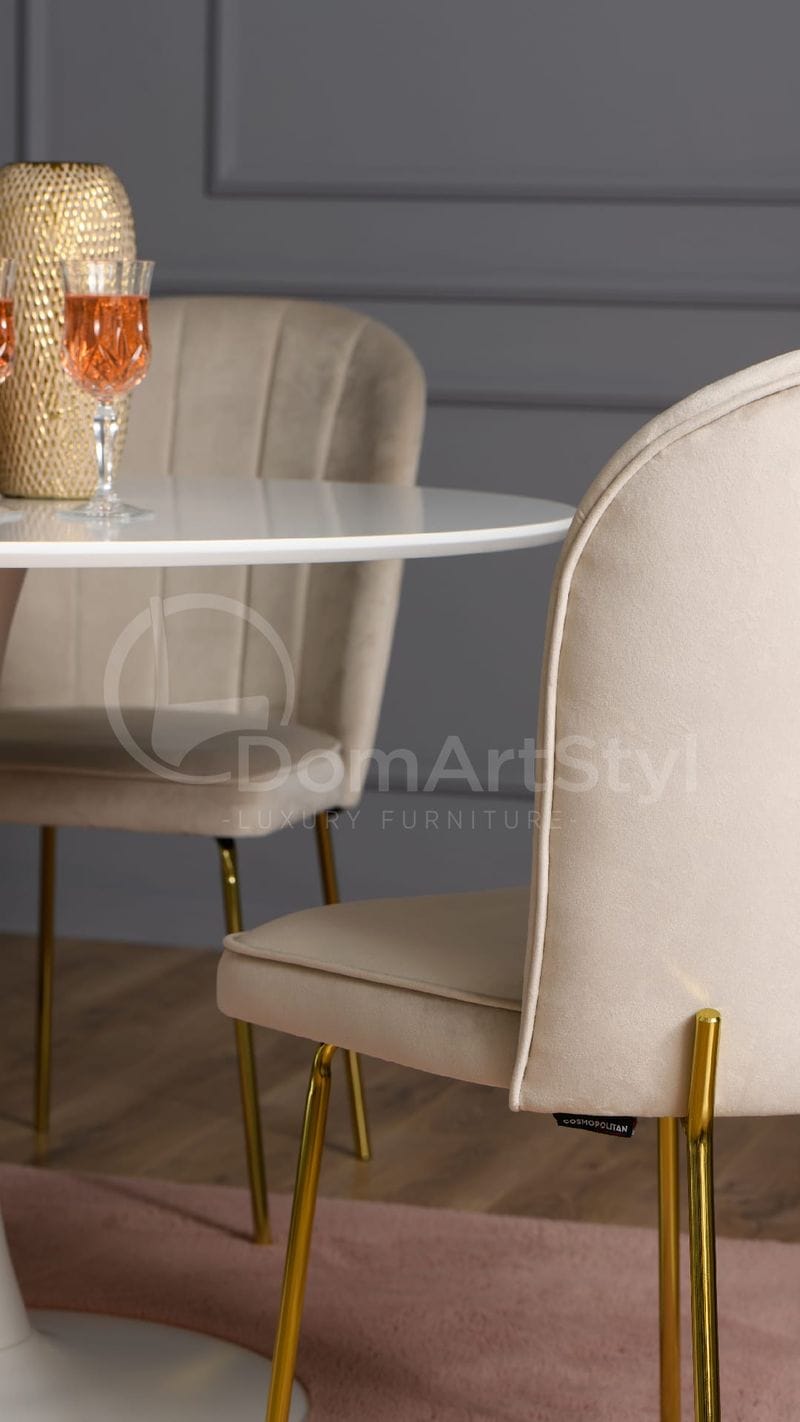 Krzesła tapicerowane kremowe do jadalni