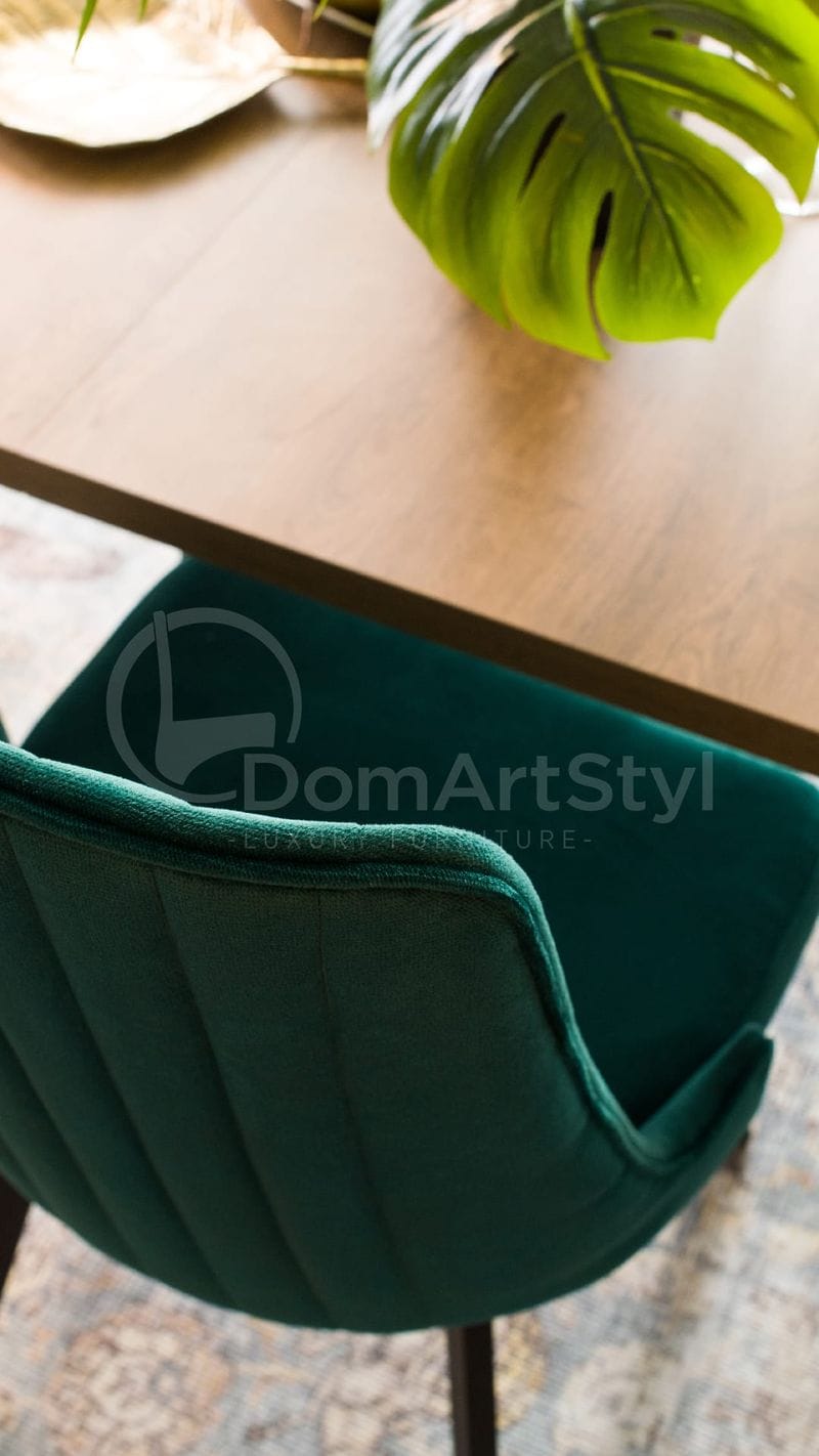 Zielone krzesło tapicerowane do jadalni
