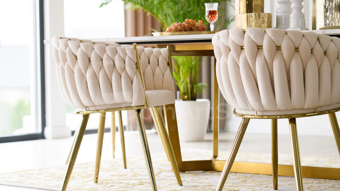 Fotele tapicerowane w stylu glamour nowoczesnym Larissa Gold